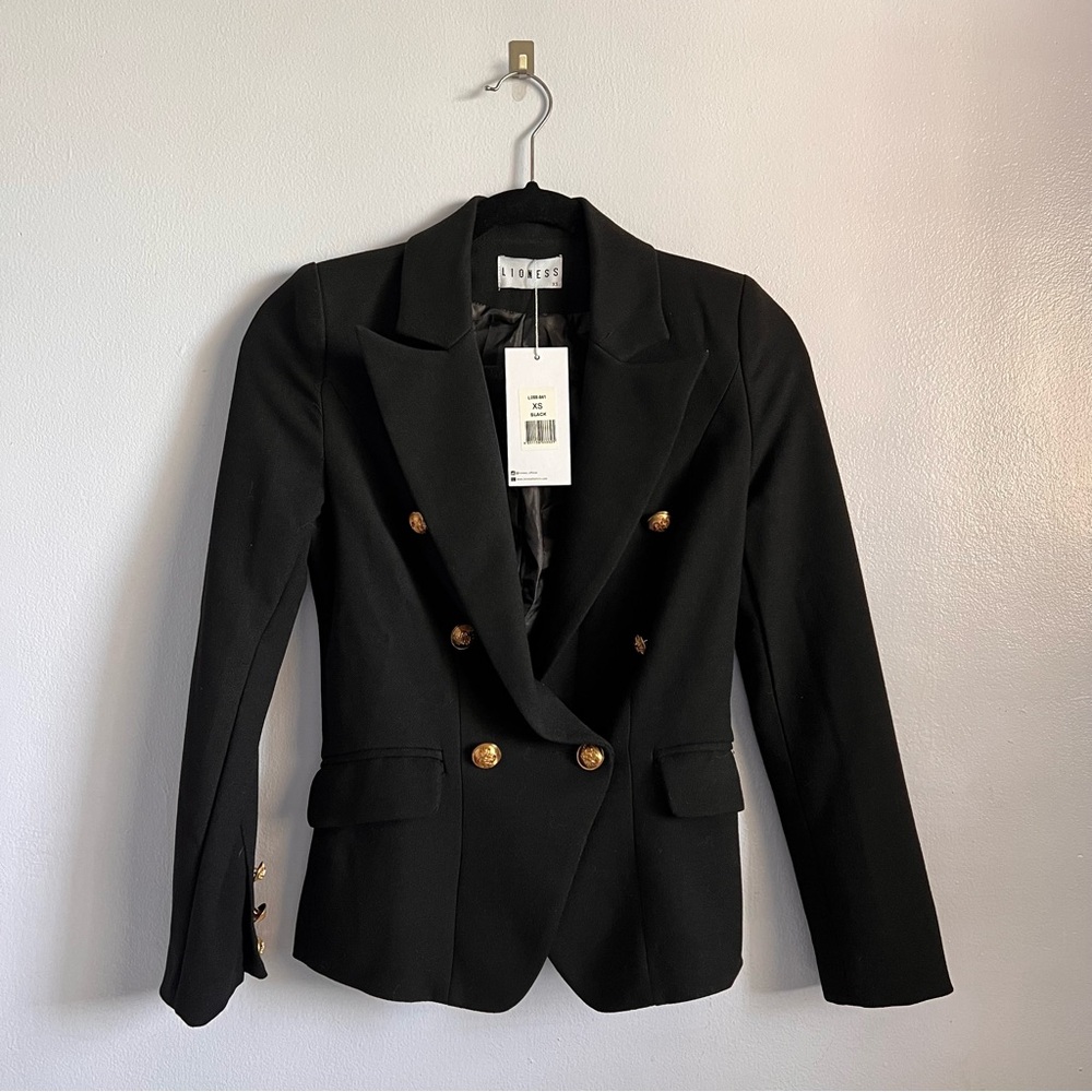 NWT LIONESS • Palermo Blazer (size XS)